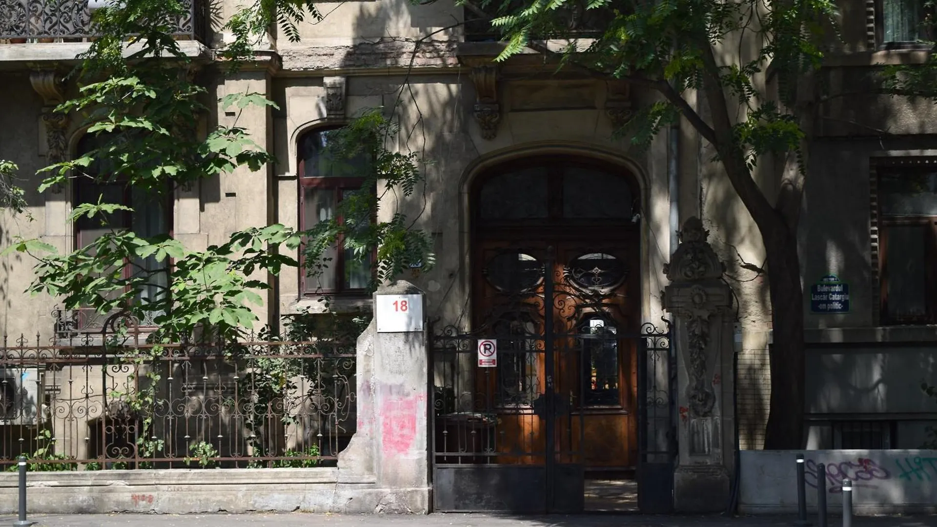 Grand Boulevard Apartment At Piata Romana Bucharest 0*,  Romania